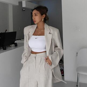 shes-story15676