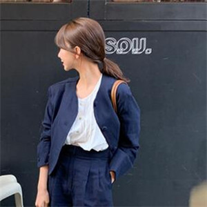 realyellow9246