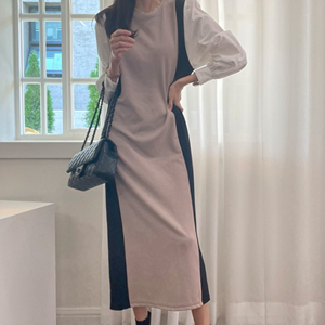 monicaroom15383