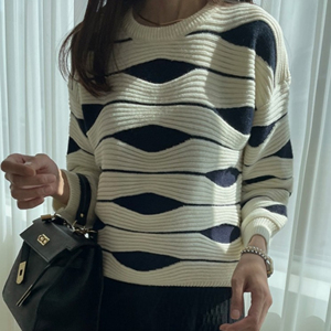 monicaroom15488