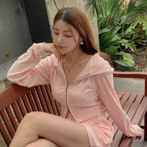 modernrobe7430