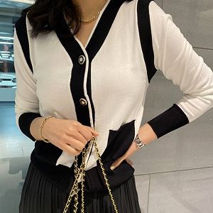 monicaroom15958