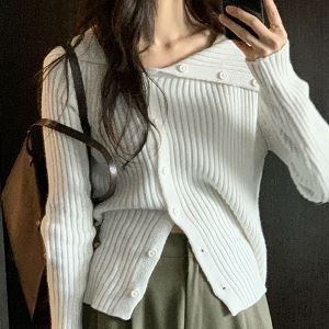 naive-silhouette9447