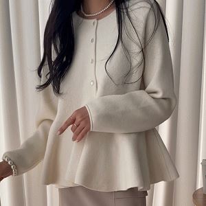 monicaroom17178