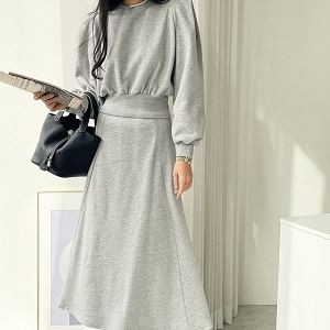 monicaroom17303
