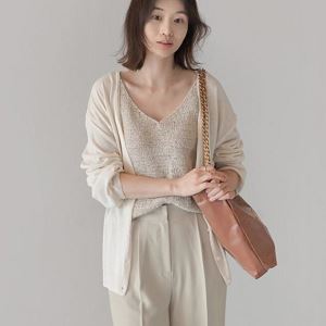 graychic13821