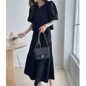 monicaroom18126