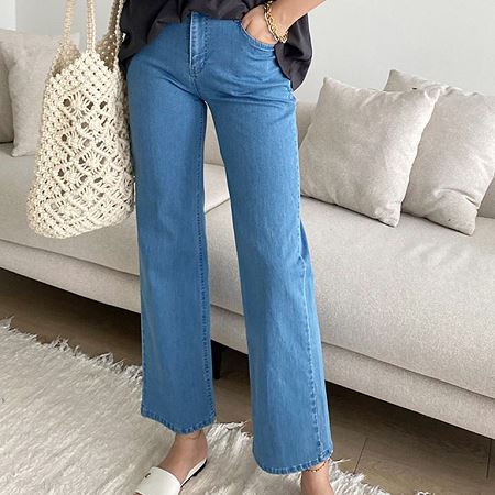 monicaroom16270