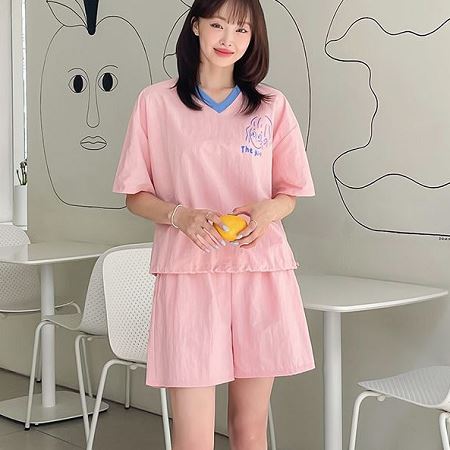 pinksisly148678