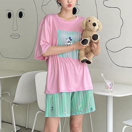 pinksisly148681